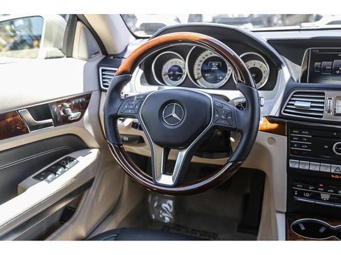 Used 2016 Mercedes-Benz E 400 Cabriolet image 19