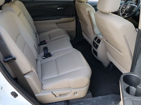 Used 2022 Honda Pilot EX-L image 18