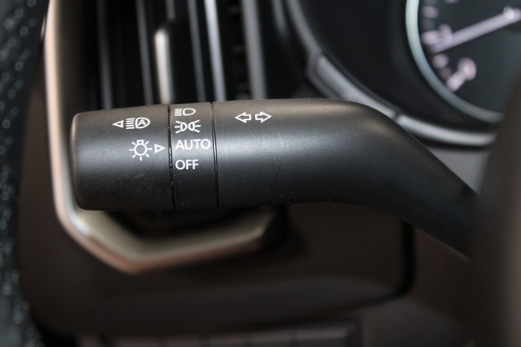 Used 2025 MAZDA CX-50 AWD 2.5 S w/ Weather Package image 36