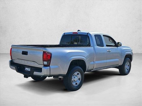 Used 2023 Toyota Tacoma SR w/ SR Convenience Package RWD image 5