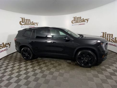 Used 2025 GMC Acadia Elevation w/ Black Edition image 2