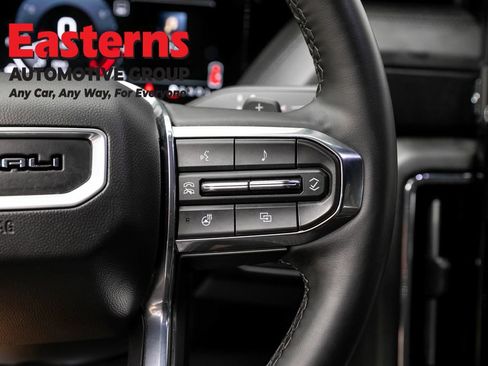 Used 2025 GMC Yukon XL Denali AWD/4WD image 16