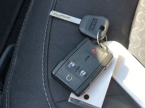 Used 2018 GMC Canyon SLE w/ SLE Convenience Package image 35