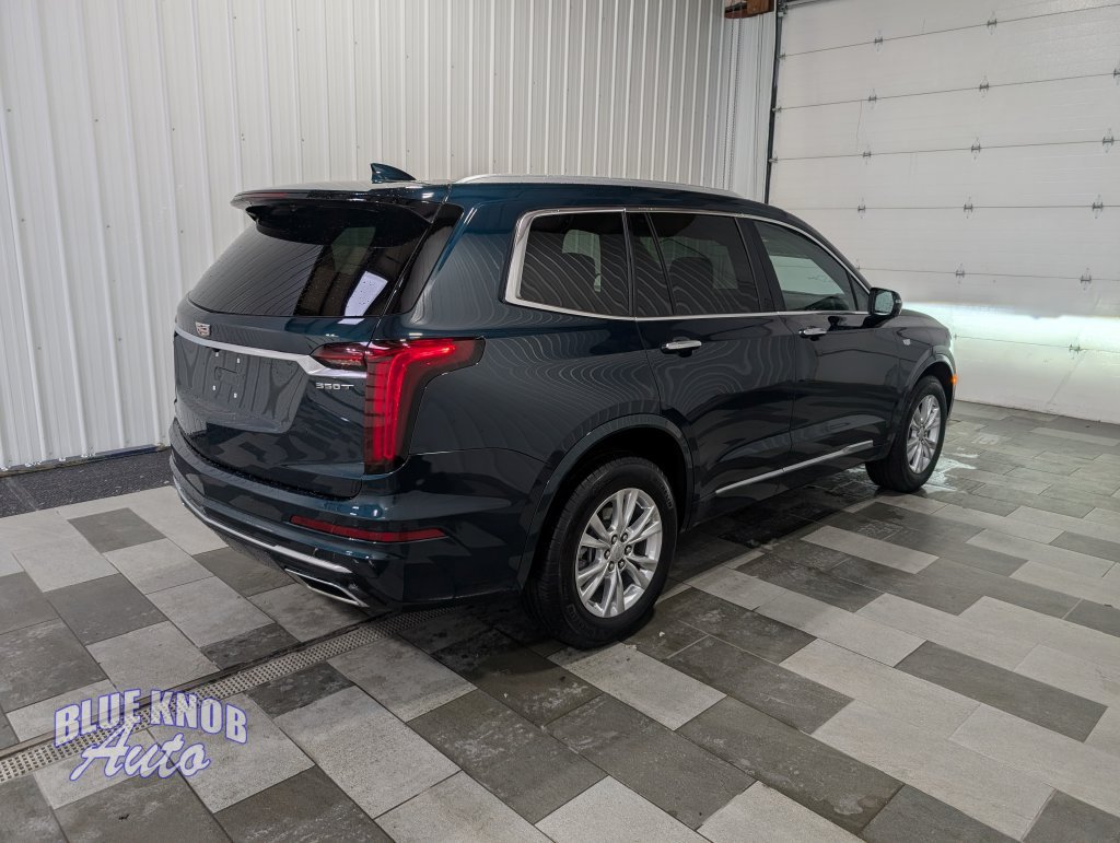 Used 2024 Cadillac XT6 Luxury w/ LPO, Floor Liner Package AWD/4WD image 4