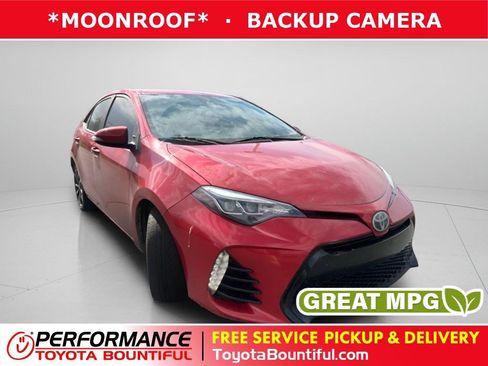 Used 2017 Toyota Corolla SE w/ SE Premium Package FWD image 1