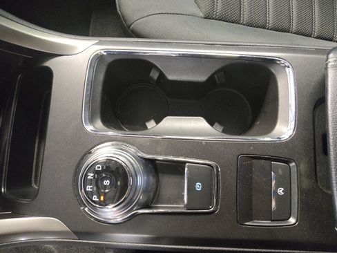 Used 2019 Ford Fusion SE image 26