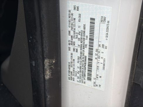 Used 2023 Ford Transit 250 Medium Roof w/ Load Area Protection Package RWD image 5