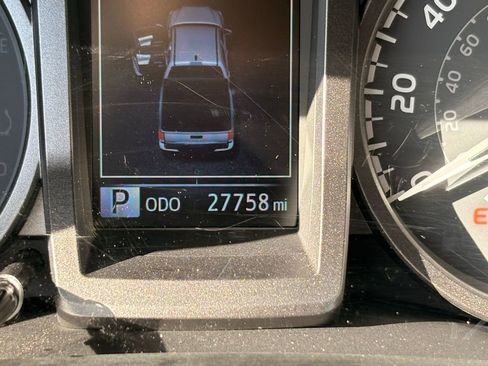 Used 2023 Toyota Tacoma 4x4 Double Cab image 16