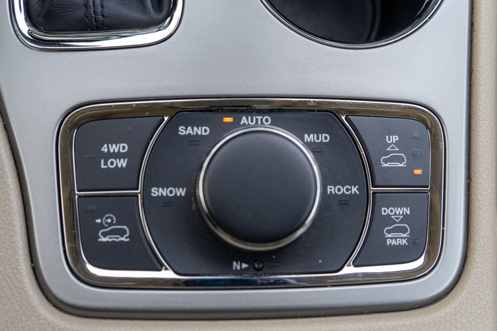 Used 2021 Jeep Grand Cherokee Limited w/ Luxury Group II AWD/4WD image 22
