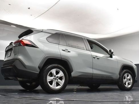 Used 2020 Toyota RAV4 XLE image 36