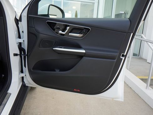 New 2026 Mercedes-Benz GLC 300 image 16