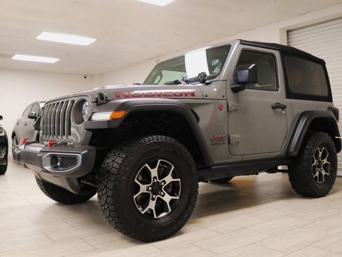 Used 2019 Jeep Wrangler Rubicon image 2