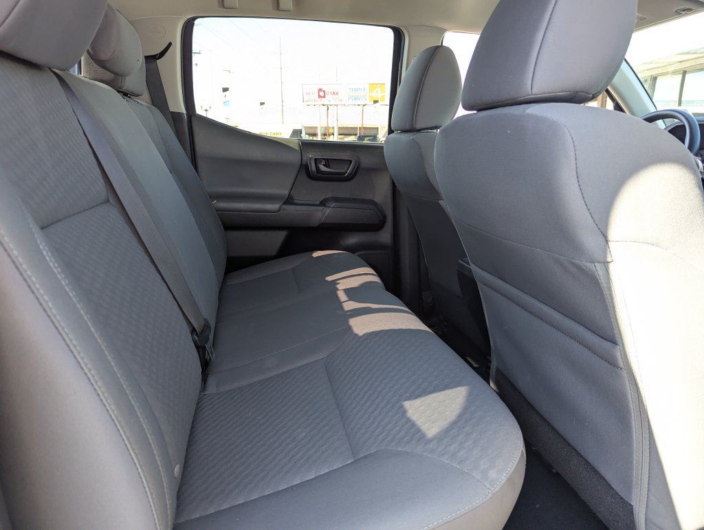 Used 2021 Toyota Tacoma SR AWD/4WD image 28