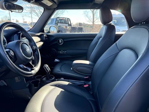 Used 2020 MINI Cooper Convertible image 13