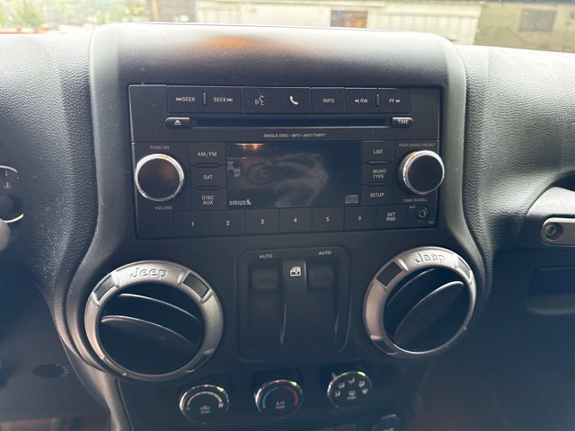 Used 2017 Jeep Wrangler Sport w/ Quick Order Package 24S AWD/4WD image 21