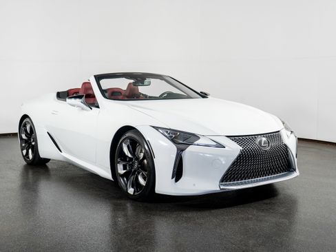 Used 2024 Lexus LC 500 Convertible image 5
