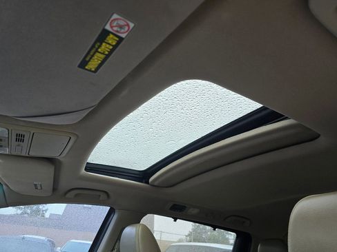 Used 2011 Honda Odyssey EX-L image 22