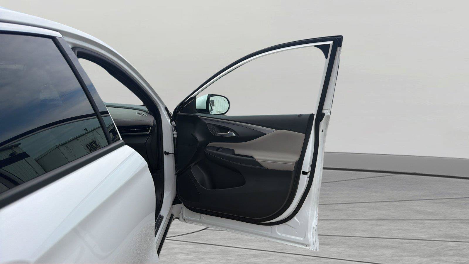 Used 2025 Buick Envista Avenir FWD image 21