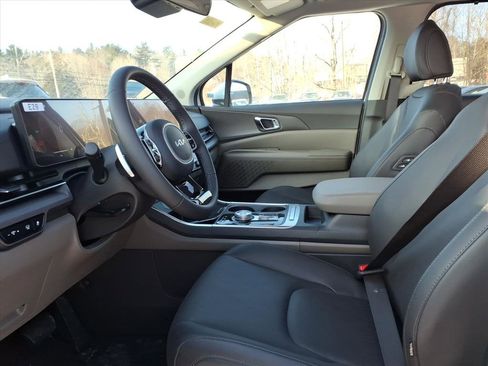 New 2026 Kia Carnival EX image 6