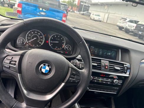 Used 2017 BMW X3 xDrive28i AWD/4WD image 11