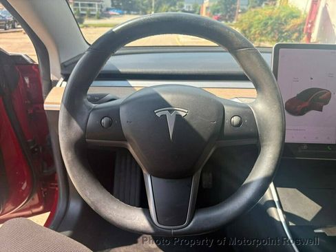 Used 2018 Tesla Model 3 Long Range RWD image 9