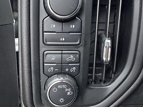 Used 2024 Chevrolet Silverado 2500 Custom w/ Custom Value Package image 12