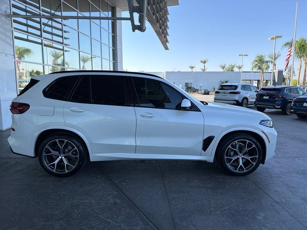Used 2026 BMW X5 xDrive40i AWD/4WD image 3