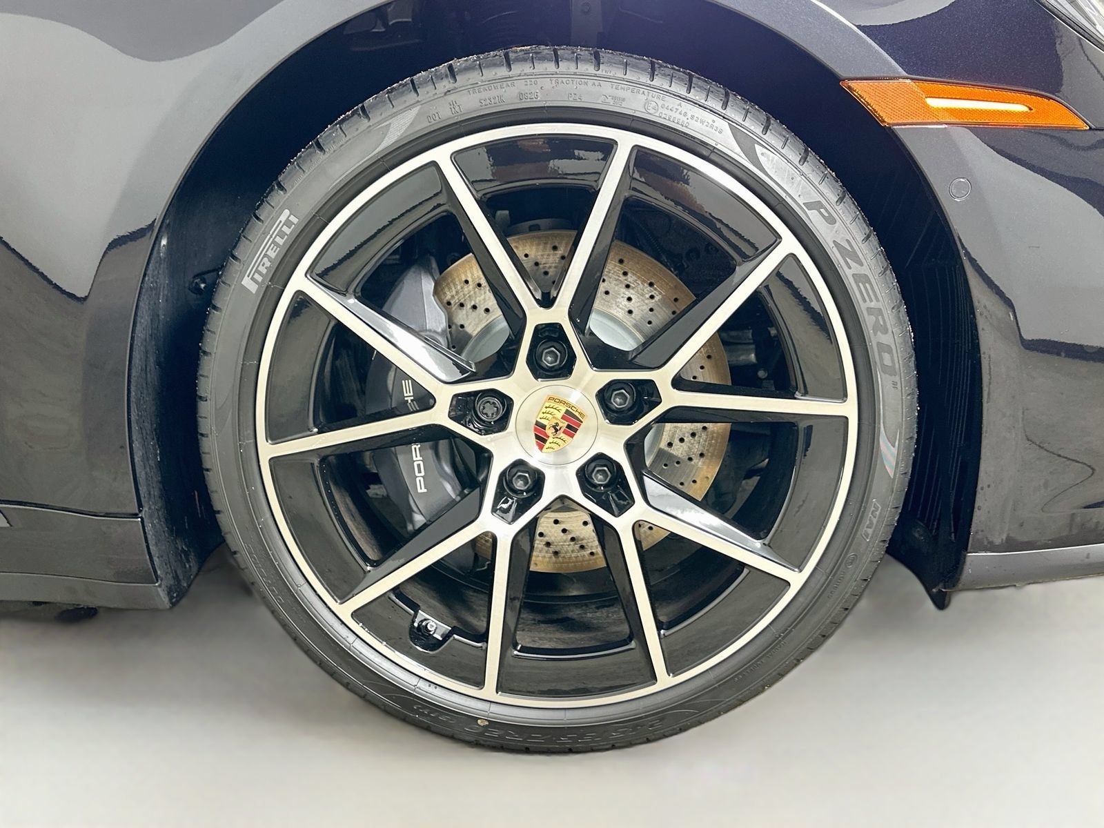 Used 2026 Porsche 911 Carrera RWD image 10