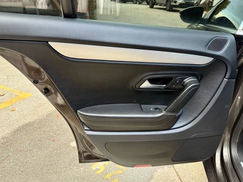 Used 2013 Volkswagen CC Sport image 15