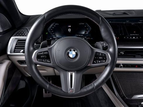 Used 2024 BMW X7 M60i w/ Executive Package image 44