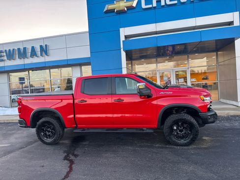 Used 2024 Chevrolet Silverado 1500 ZR2 w/ ZR2 Bison Edition image 2