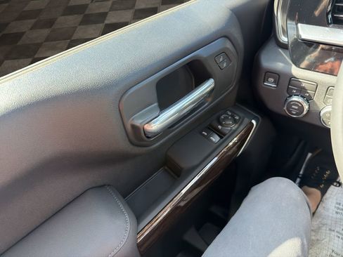 New 2026 GMC Sierra 2500 SLE AWD/4WD image 19