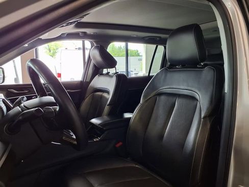 Used 2021 Jeep Grand Cherokee L Limited AWD/4WD image 15