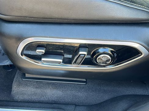 Used 2022 Jeep Grand Cherokee L Overland w/ Luxury Tech Group IV image 22