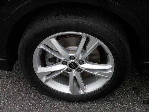 Used 2024 Audi Q3 2.0T Premium Plus w/ Premium Plus Package image 15