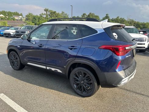 Used 2022 Kia Seltos Nightfall Edition AWD/4WD image 6