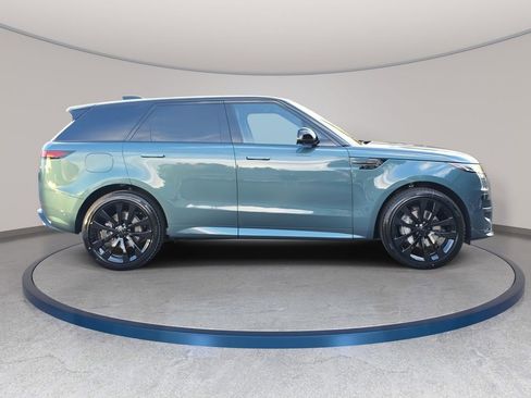 New 2026 Land Rover Range Rover Sport Dynamic SE AWD/4WD image 4