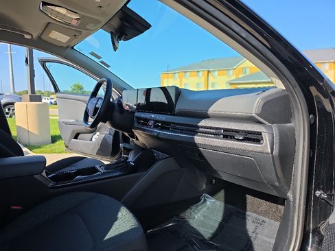 Used 2025 Kia K4 FWD image 11