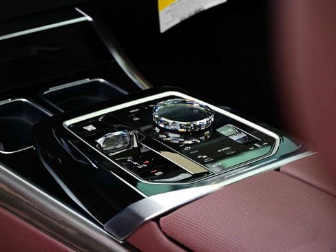 New 2025 BMW 760i xDrive image 20