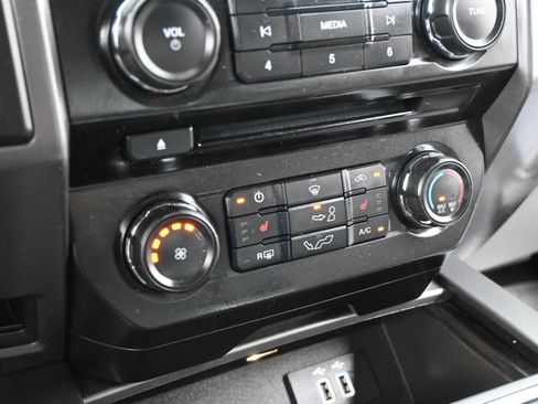 Used 2016 Ford F150 XLT w/ Equipment Group 302A Luxury RWD image 16