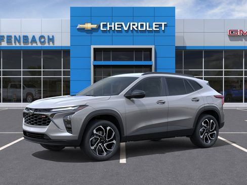 New 2026 Chevrolet Trax RS FWD image 2