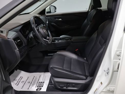Used 2023 Nissan Rogue SV w/ SV Premium Package AWD/4WD image 20