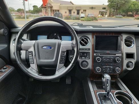 Used 2016 Ford Expedition Platinum AWD/4WD image 6