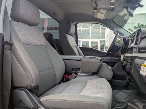Used 2024 Ford F350 XLT w/ FX4 Off-Road Package AWD/4WD image 15