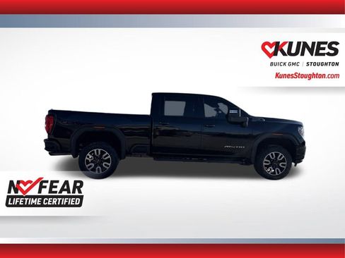 Used 2023 GMC Sierra 2500 AT4 image 13