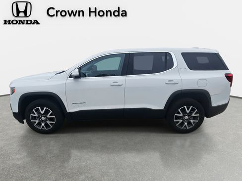 Used 2023 GMC Acadia SLE image 2