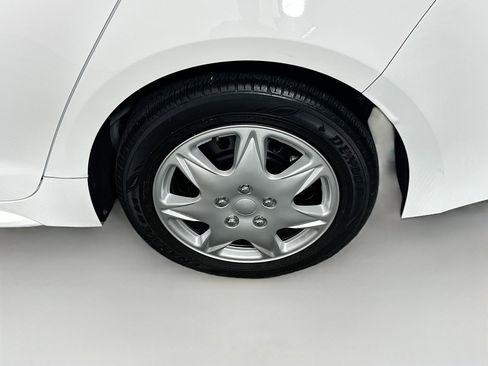 Used 2023 Toyota Corolla LE image 11