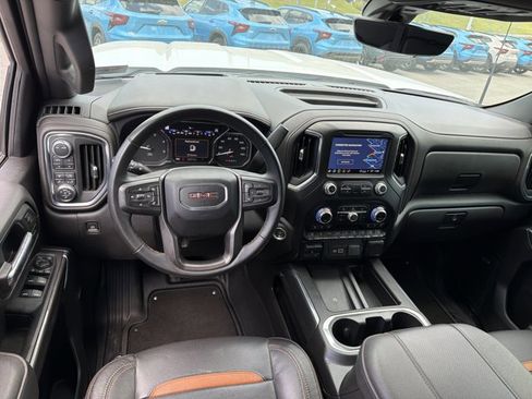 Used 2023 GMC Sierra 2500 AT4 w/ AT4 Premium Plus Package AWD/4WD image 14