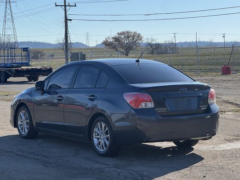 Used 2012 Subaru Impreza 2.0i Premium w/ All-Weather Pkg image 5