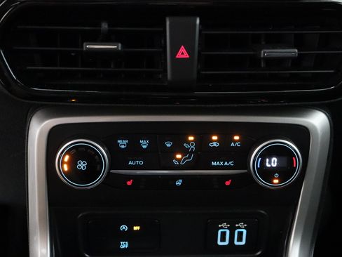 Used 2021 Ford EcoSport Titanium image 20